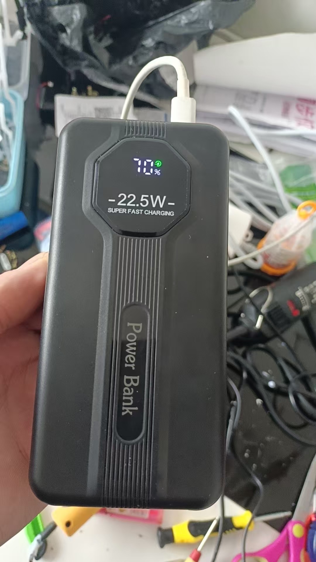 隐藏在移动电源中的4K Wi-Fi摄像头-10000 mAh +夜视